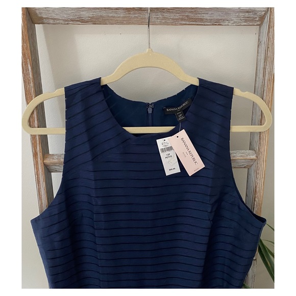 Banana Republic • Textured Striped Dress - Picture 2 of 5